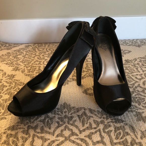 Jolie Satin Bow High Heels - Picture 2 of 6